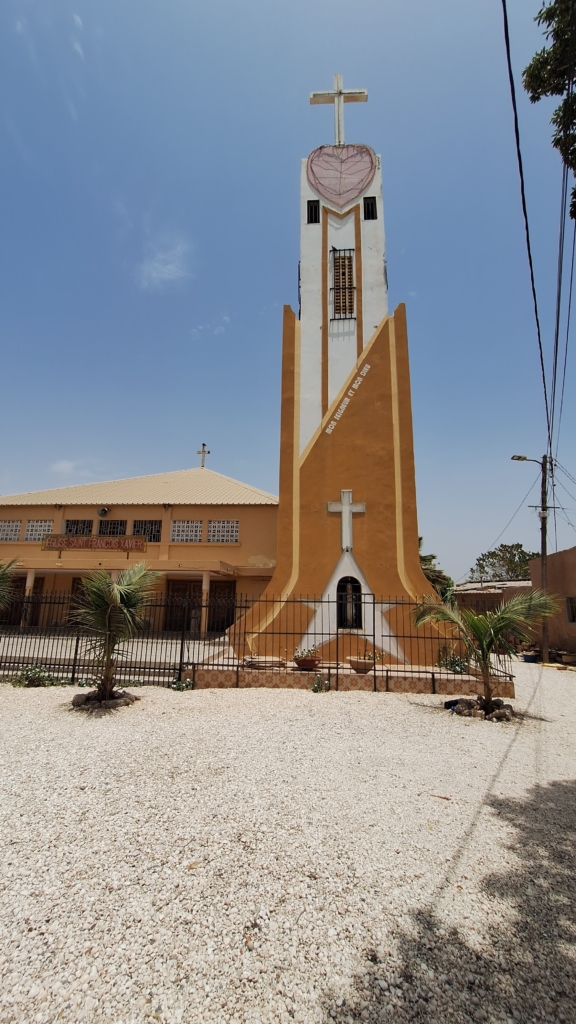 Église de Fadiouth (pays natal du Père